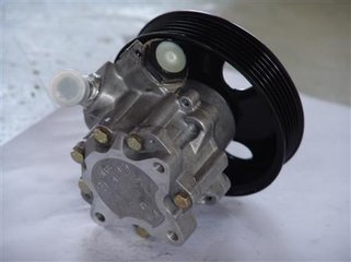 汽車轉向助力泵多少錢？一文讀懂液壓動力機械的核心與維修成本